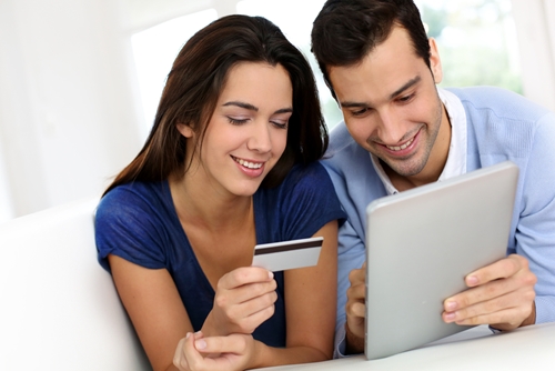 With_tablets_set_to_eclipse_laptops,_how_should_retailer_respond?